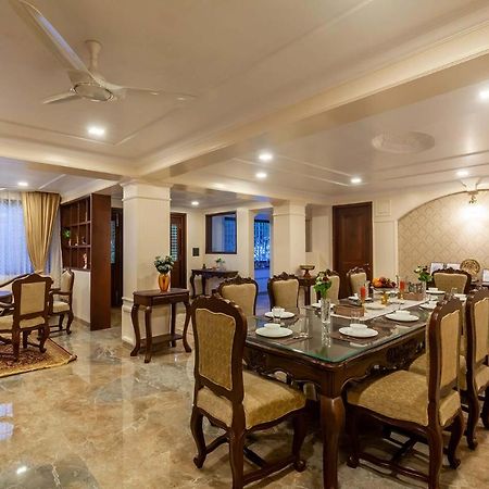 Stayvista'S Lake La Vie - Tranquil Lake-View Villa Amidst Farmland With Pool And Poolside Gazebo - Proximity To Sula Nashik Exterior foto